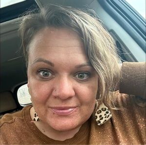 Meet your Posher, Ciji